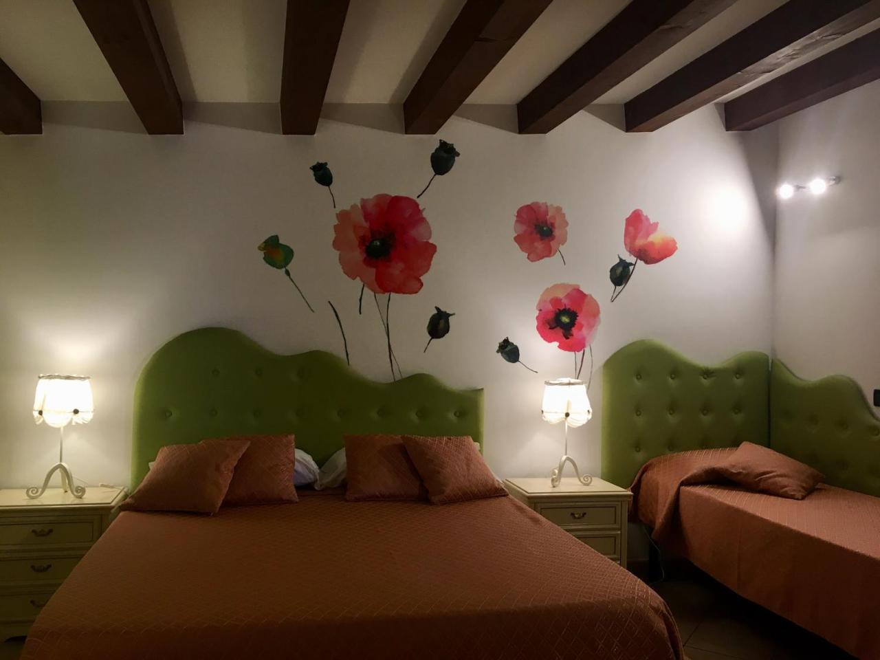 Flower Inn Ciampino Exterior foto